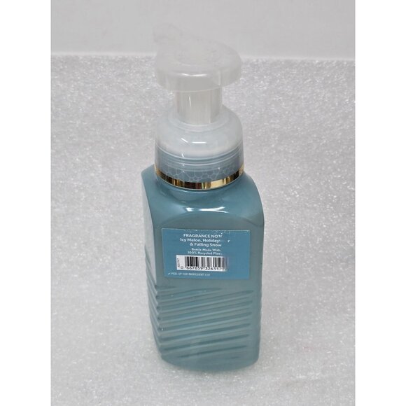 Bath & Body Works Fresh Sparkling Snow Foaming Hand Soap 8.75 Oz - Picture 2 of 2